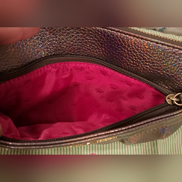 NWT Y2K Juicy Couture Rainbow Metallic Large 2 Pocket Wristlet Clutch Purse Bag - Picture 4 of 10